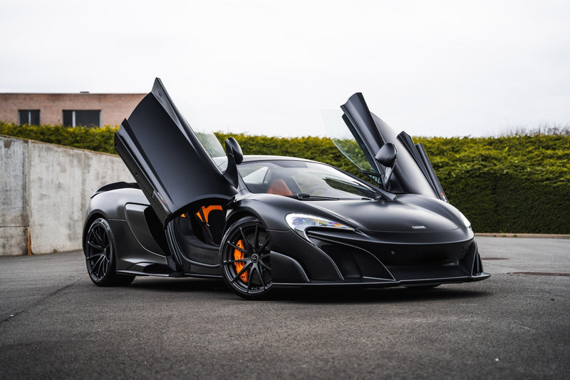 The Perfect Pair: Zaman Alandi’s Hyperion Nero Profondo and the McLaren 675LT